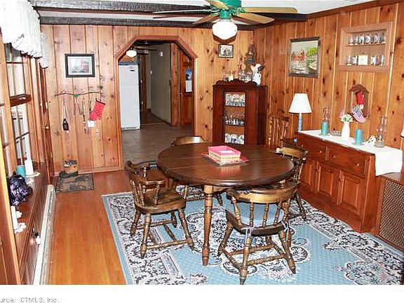 4th image of 20 Denler Dr