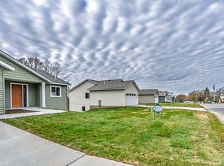 Woodcrest Model 1-1 Plan, Woodcrest Addition, Rochester, MN 55904