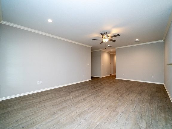 4th image of 2200 Woodgrove Ln