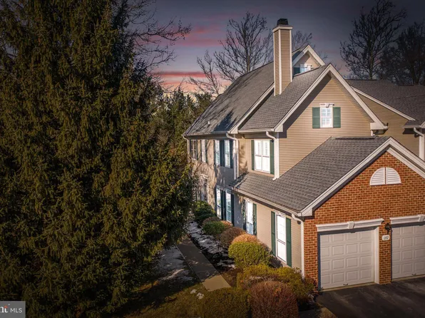 172 Coburn Rd, Pennington, NJ 08534