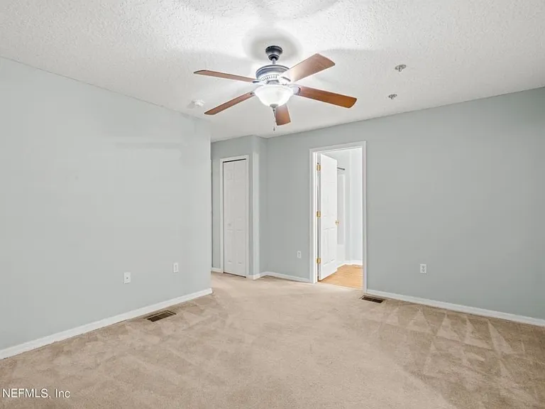 11565 Hickory Oak Dr — Photo 19