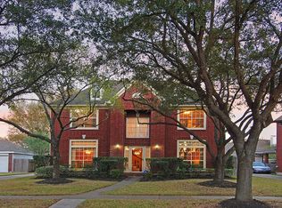 5015 Plantation Colony Dr, Sugar Land, TX 77478