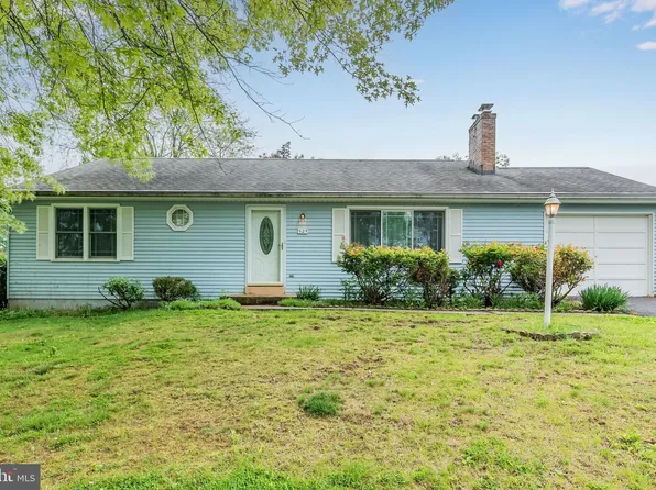 523 Joyce Rd, Camp Hill, PA 17011