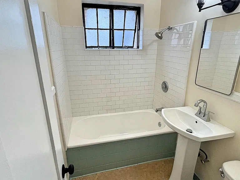 Gotham Lofts — Photo 8