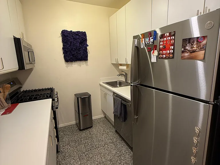 301 W 57th St #5C — Photo 16