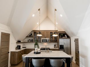 122 W Lexington Ave #5, Elkhart, IN 46516