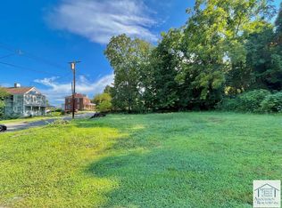 109 Moss St N, Martinsville, VA 24112