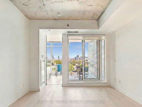 5th image of 20 Gladstone Ave #613