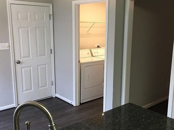 Breakfast area in laundry room off kitchen