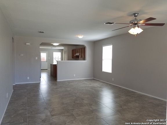 4th image of 3807 Ponderosa Bnd