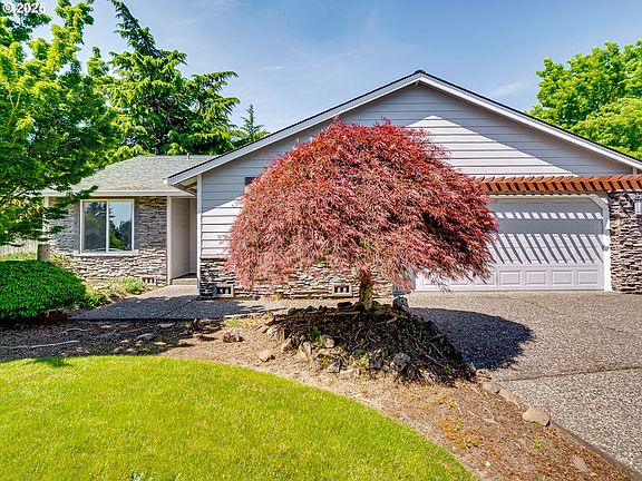 2nd image of 4008 NE 140th Ave