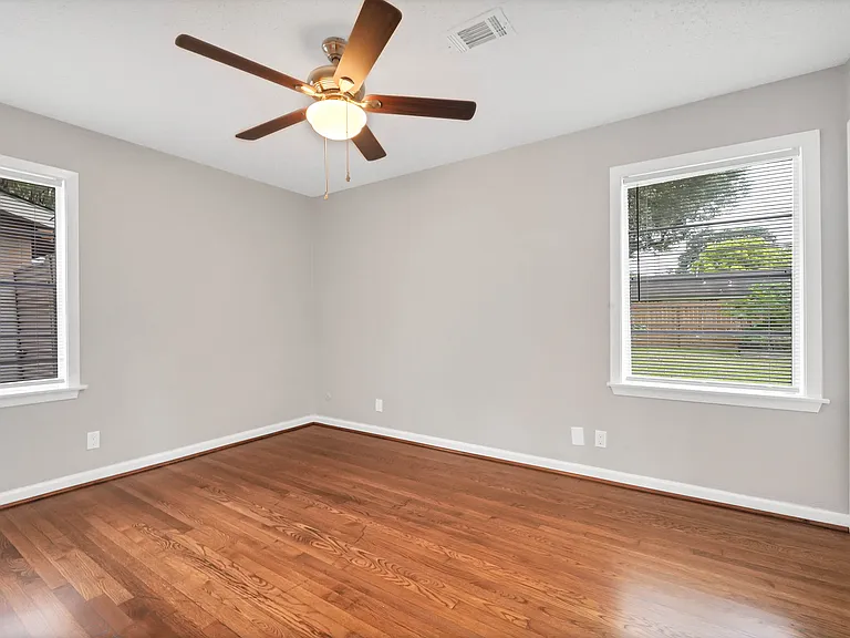 8619 Norton Dr — Photo 17