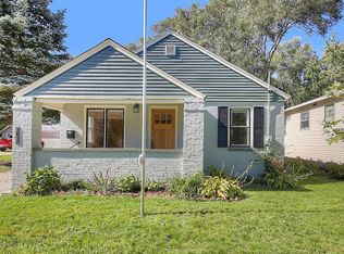 3027 Highgate Ave SW, Wyoming, MI