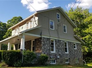 290 Gilbert Hollow Rd, Hollsopple, PA 15935