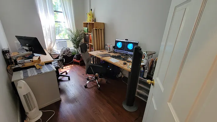 Rented by New York Dwellings LLC | media 32