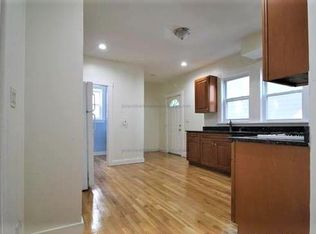 32 Mansfield St, Allston, MA 02134