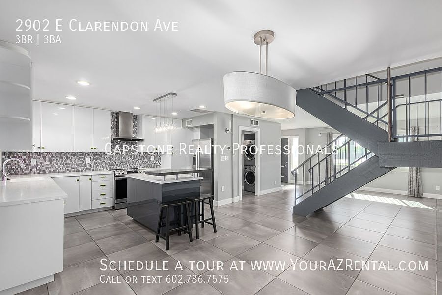 1st image of 2902 E Clarendon Ave
