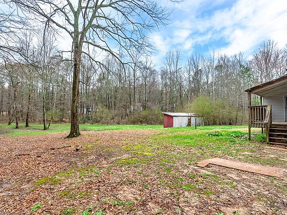 5th image of 130 Highland Cir
