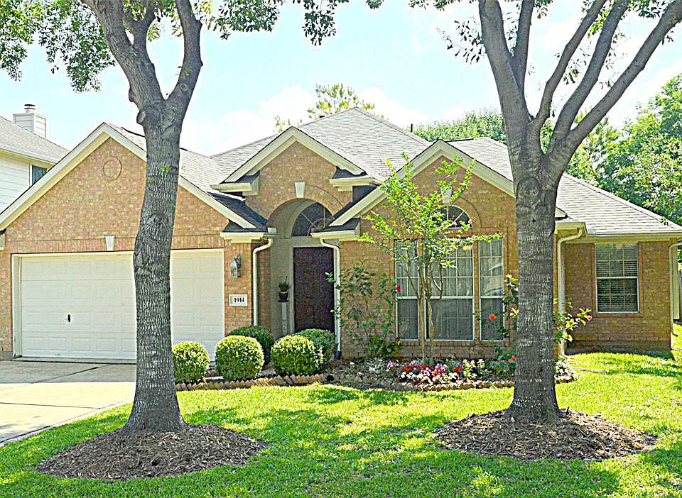 1st image of 1914 Foster Leaf Ln