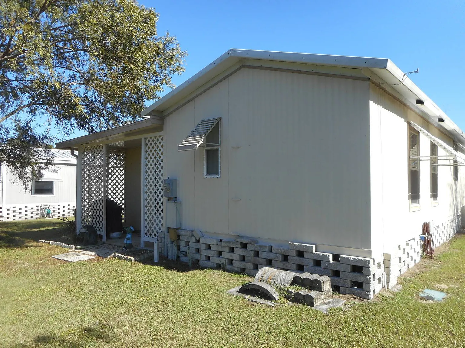 2 bed, 2.0 bath, $28,900 — Photo 2