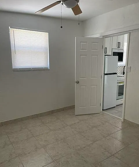 1631 Harrison St #REAR — Photo 4