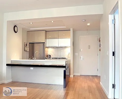 Sold by Metropolitan Property Group | media 2