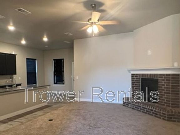 4th image of 1226 E 92nd St