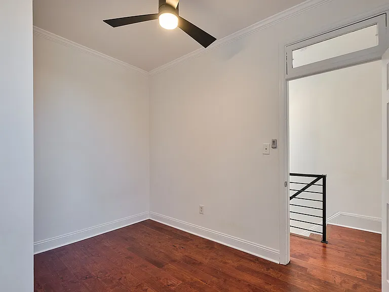 727 13th St NE — Photo 24
