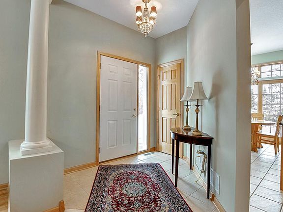 3rd image of 4189 Yuma Ln N