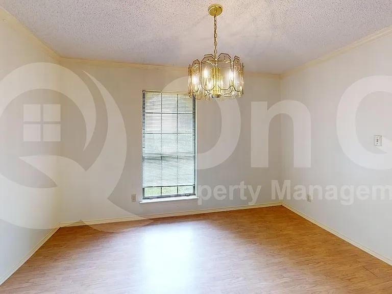 5511 Timber Green Dr — Photo 9