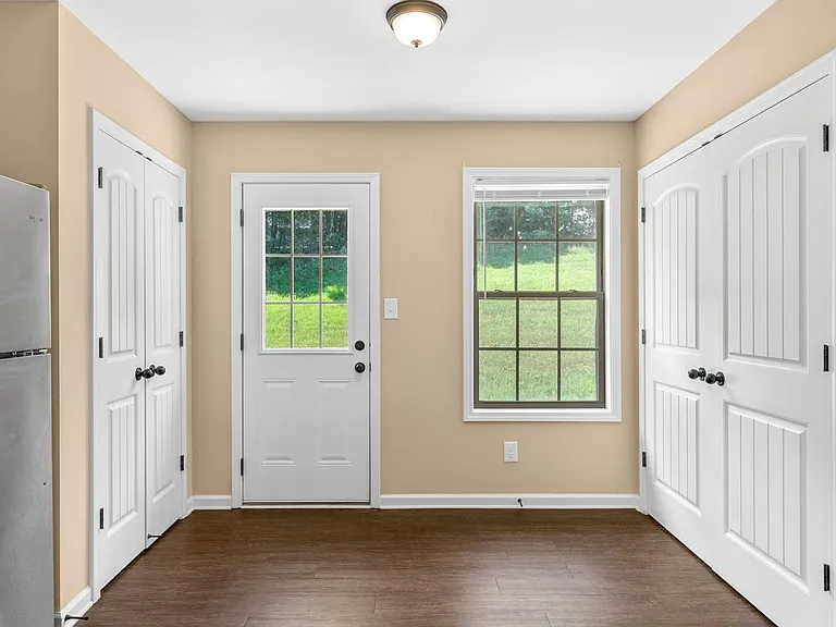 157 Center Pointe Dr — Photo 12