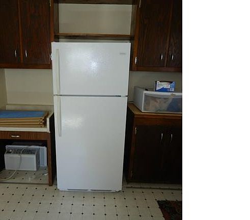 3rd image of 1305 Landis Dr