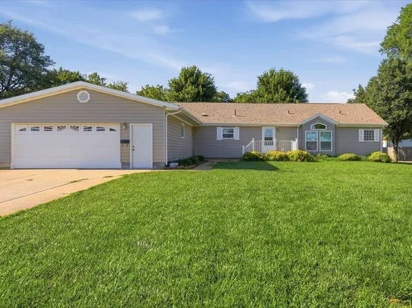 305 Fletcher St, Sidney, IA 51652