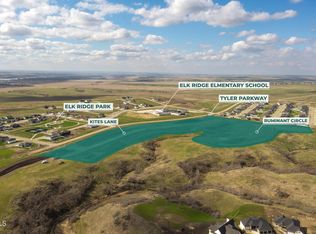 4216 Ruminant Cir, Bismarck, ND 58503