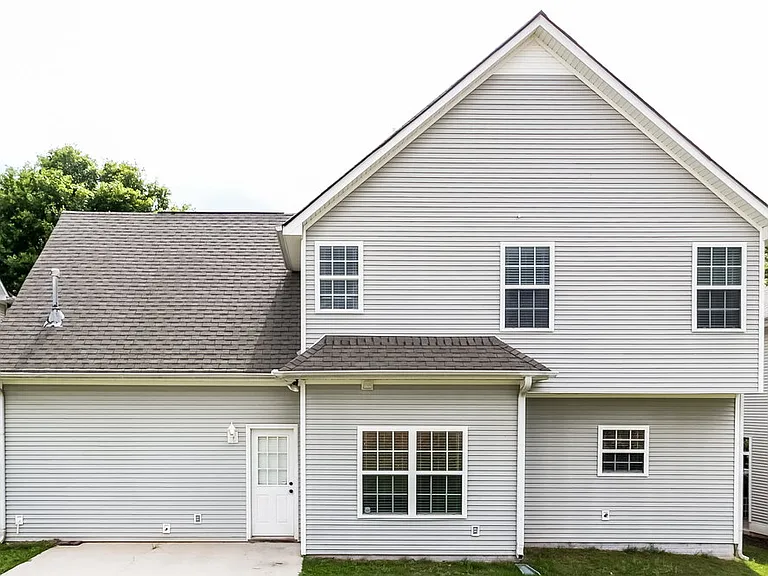 27 Palladio Way — Photo 15