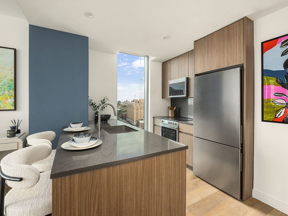 1st image of 89 Dekalb Ave #18D