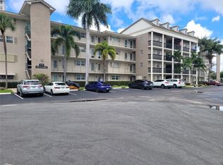 440 Paradise Isle Blvd APT 209, Hallandale, FL 33009