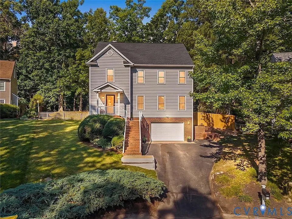 1414 Walton Bluff Ter
