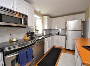 9 Alpine Cir, Sagamore Beach, MA 02562