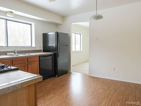 5th image of 1099 Rue Deauville Blvd