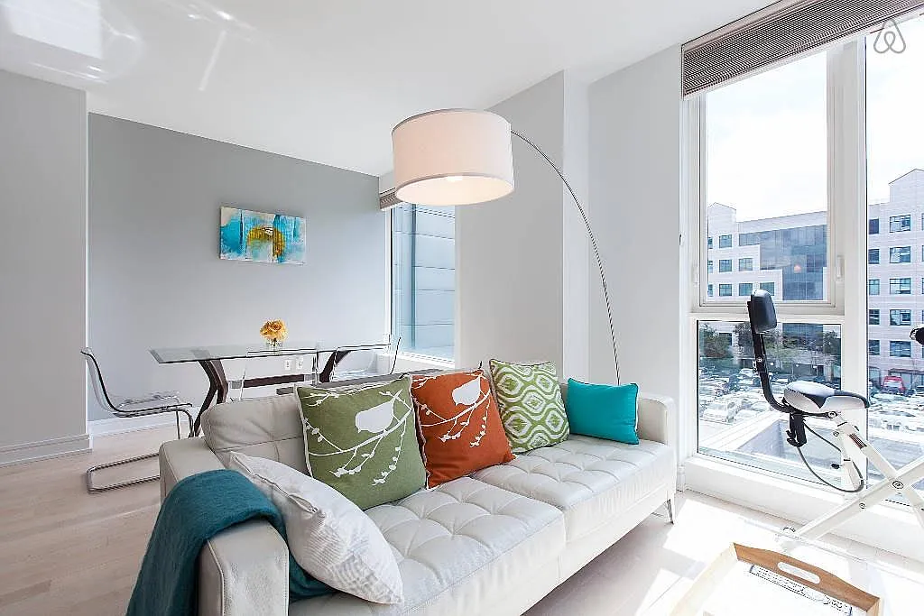 631 Folsom Street — Photo 4