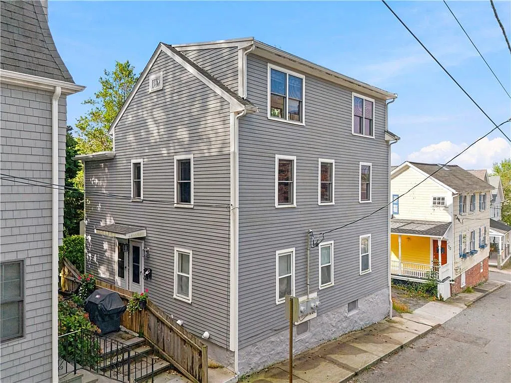 3 bed, 2.0 bath, 1980 sqft, $3,500 — Photo 3