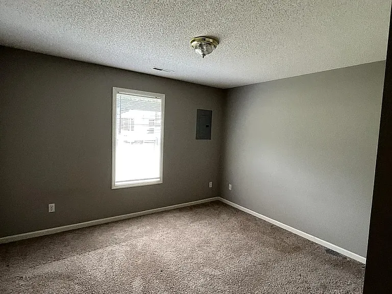 137 Briar Cir #137 — Photo 23
