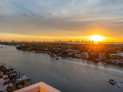5700 Collins Ave APT 11G, Miami Beach, FL, 33140