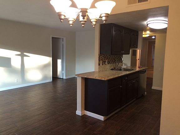 4th image of 2470 Larkspur Ln APT 359
