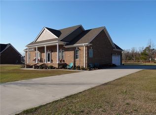 82 Brown Stone Dr, Lumberton, NC 28360