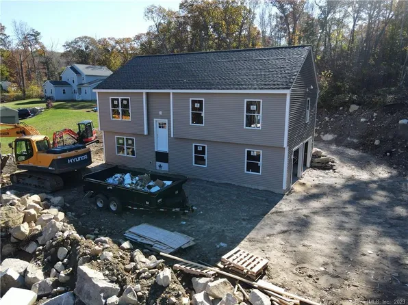 21 Tanager Lane, Ledyard, CT 06335