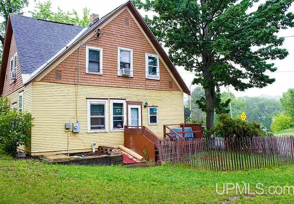 526 Fisher St, Marquette, MI 49855 Zillow