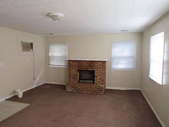 4th image of 5005 Harmony Dr