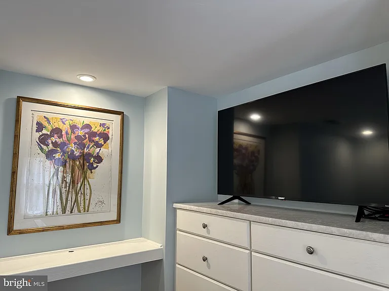 1627 Aliceanna St — Photo 33